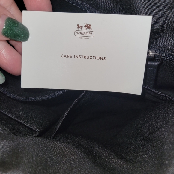 Coach Peyton Embossed Patent leather crossbody (F20022) - Picture 6 of 14